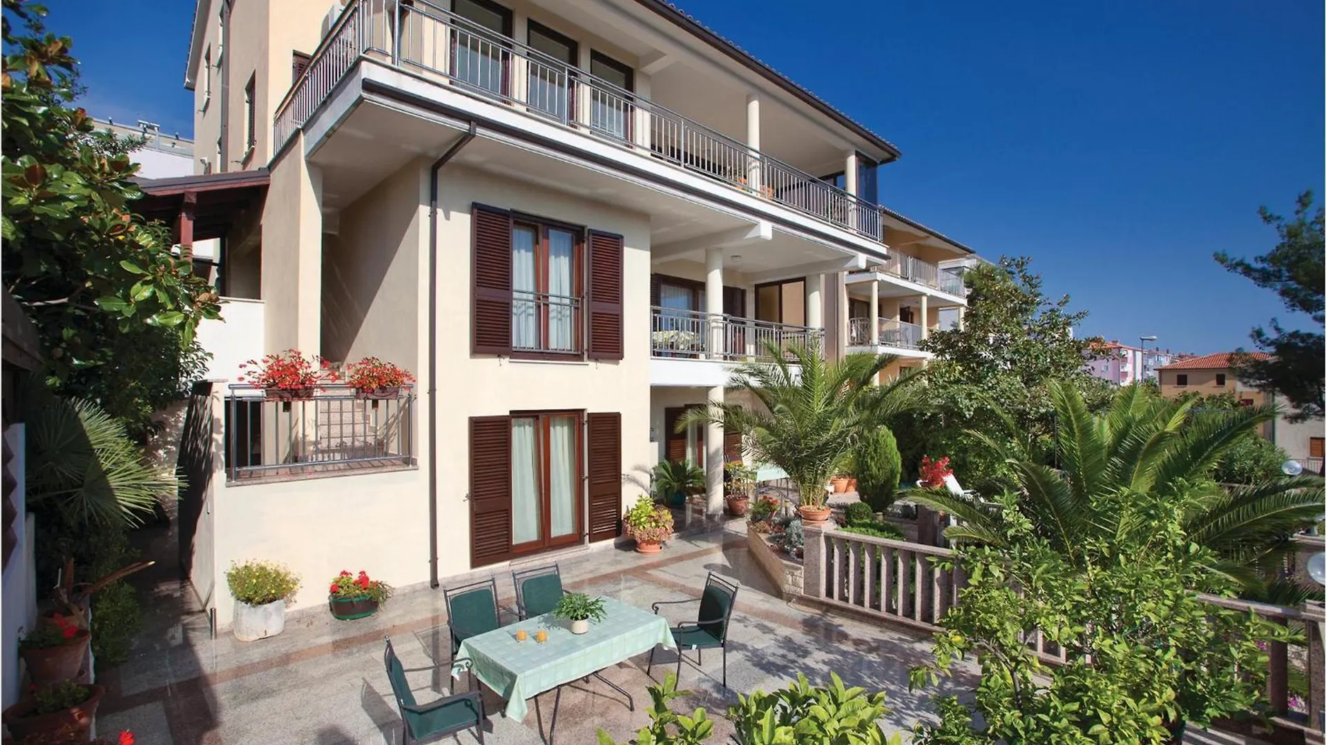 Awesome Apartment In Rabac With Kitchen